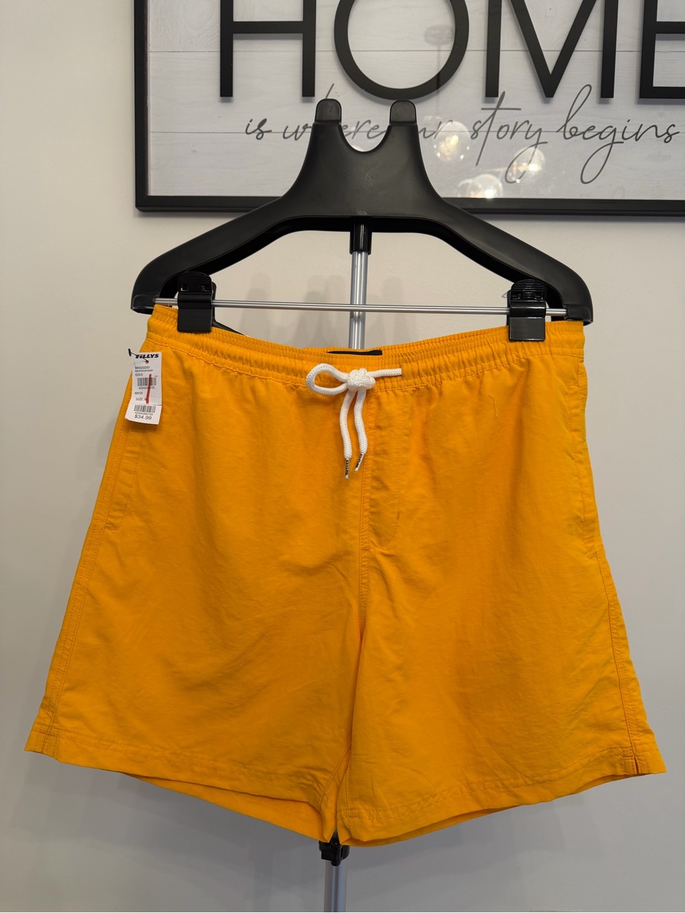RSQ Men's Gold Solid Nylon Shorts Drawstring Elastic Waist Pockets Size M
